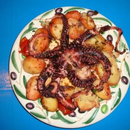 Rosa By Interhome Neviđane